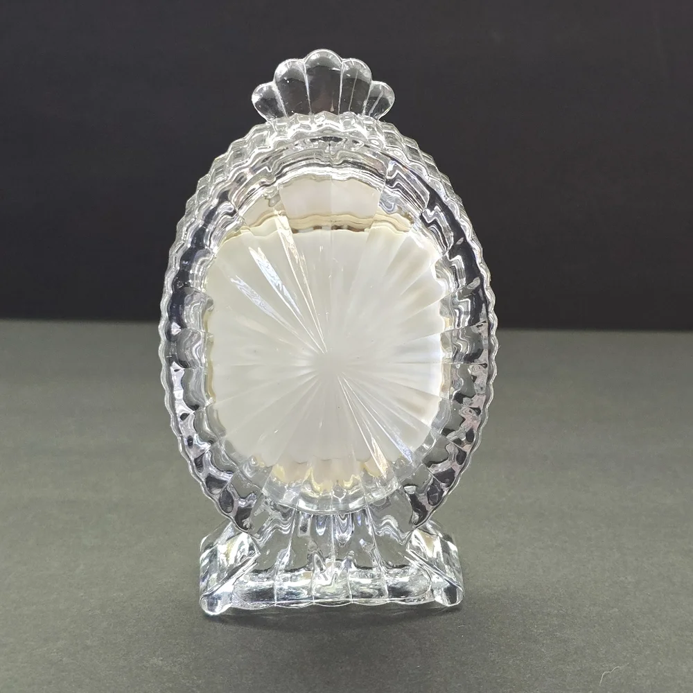 VTG Fifth Avenue Crystal LTD Clock Desk Shelf Mantle Quartz Oval.